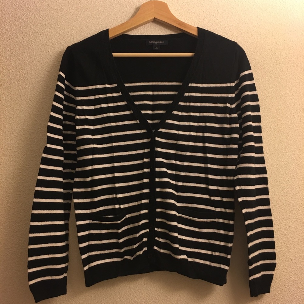 [Banana Republic] Black/White Stripped Cardigan